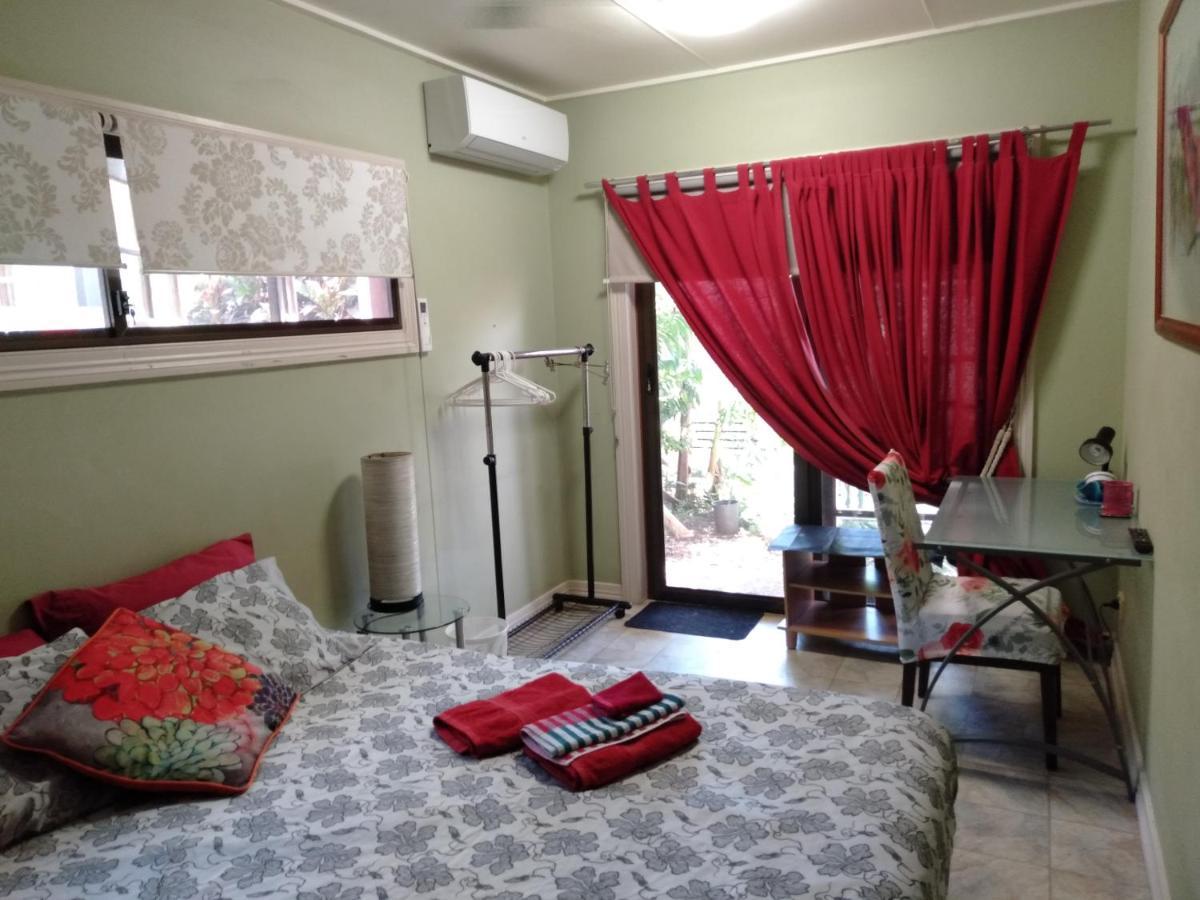 Homestay At Julie'S Cairns Eksteriør bilde